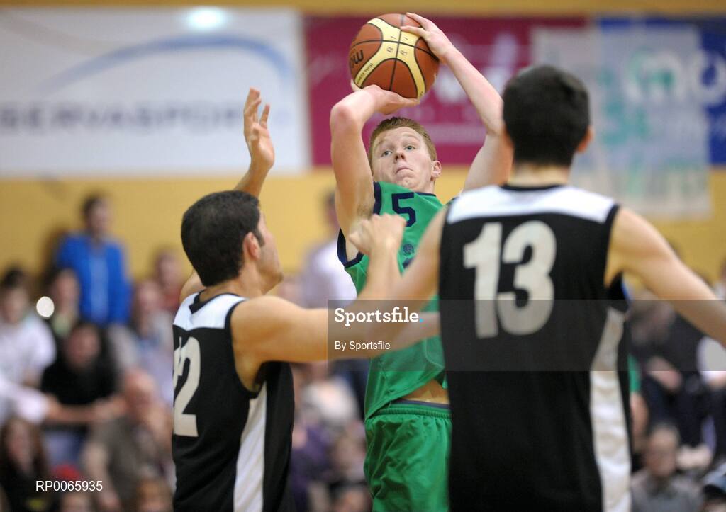 26 January 2009; Anthony Brady, St. Aidan's Comprehensive, in action against Michael Lyne, left and Conor Lynch, Colaiste an Spioraid Naoimh. Basketball Ireland Schools Cup Finals, Boys U19 B Final, Colaiste an Spioraid Naoimh, Bishopstown, Cork v St. Aidans Comprehensive, Cootehill, Co Cavan, National Basketball Arena, Tallaght. Photo by Sportsfile