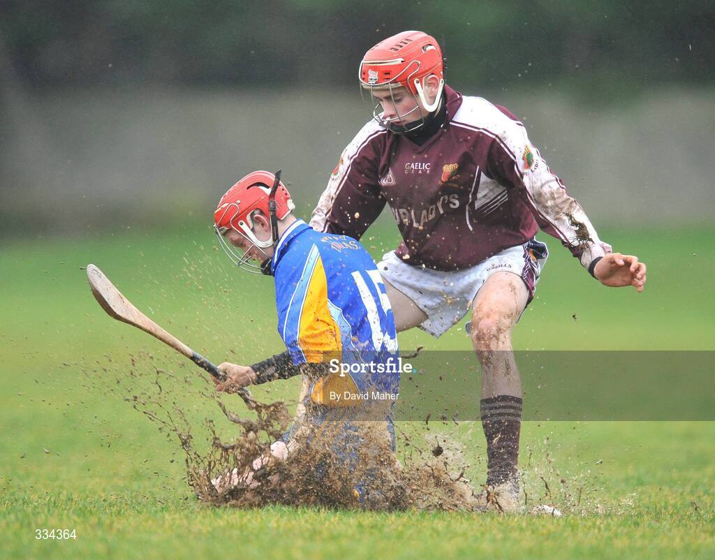 21 January 2009; Diarmuid Fogarty, Thurles CBS, in action against Pa Ryan, Our Lady's. Templemore - Munster Colleges Harty Cup, Thurles CBS v Our Lady's, The Ragg, Co. Tipperary. Picture credit: David Maher / SPORTSFILE