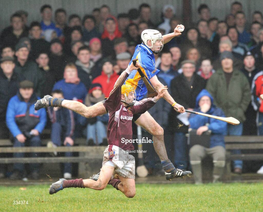 21 January 2009; Denis Maher, Thurles CBS, in action against Eoin Fitzpatrick, Our Lady's. Templemore - Munster Colleges Harty Cup, Thurles CBS v Our Lady's, The Ragg, Co. Tipperary. Picture credit: David Maher / SPORTSFILE
