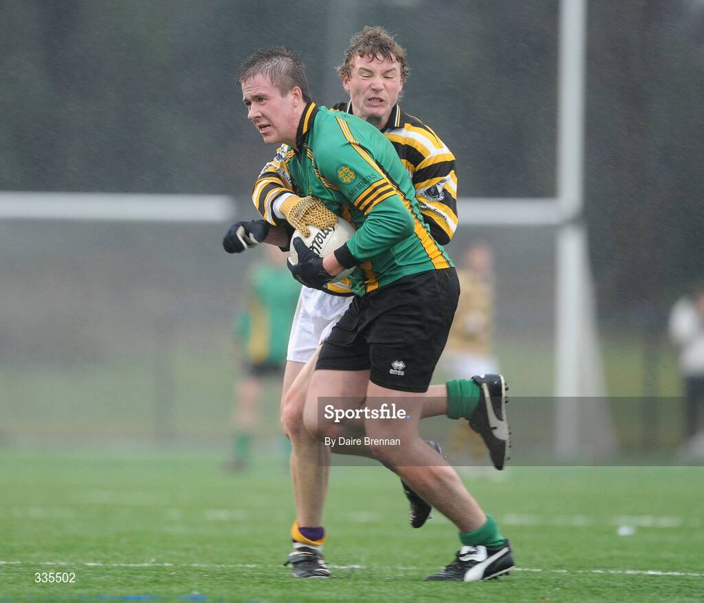30 January 2009; Brian Hanamy, St. Benildus College, in action against Ben Ó Logáin, Colaiste Eoin. Dublin Senior A schools football semi-final. St. Benildus College v Colaiste Eoin, Belfield, Dublin. Picture credit: Daire Brennan / SPORTSFILE