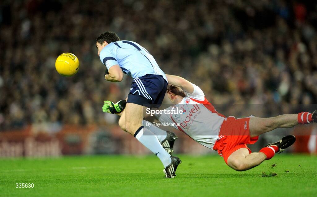 31 January 2009; Conal Keaney, Dublin, in action against Martin Swift, Tyrone. Allianz National Football League, Division 1, Round 1, Dublin v Tyrone, Croke Park, Dublin. Picture credit: Ray McManus / SPORTSFILE