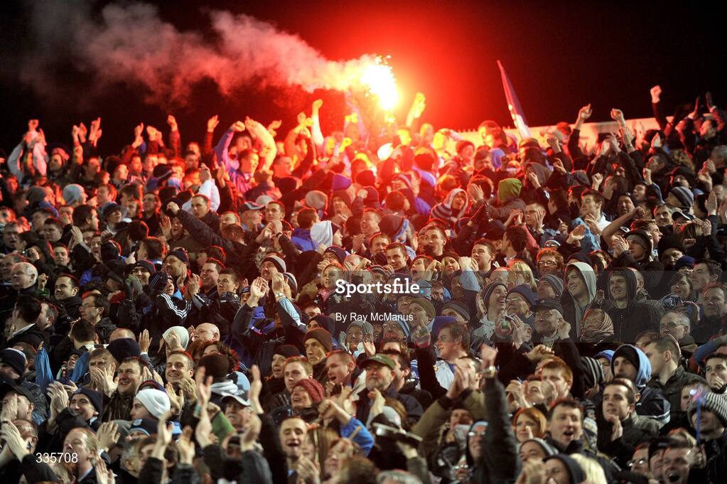 31 January 2009; Dublin supporters on Hill 16 celebrate Bernard Brogan's goal. Allianz National Football League, Division 1, Round 1, Dublin v Tyrone, Croke Park, Dublin. Picture credit: Ray McManus / SPORTSFILE