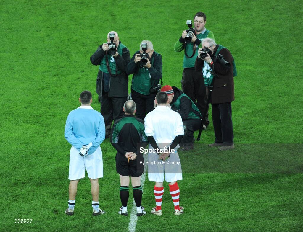 31 January 2009; Tyrone captain Ryan McMenamin and Dublin captain David Henry have their picture taken alongside referee Marty Duffy. Allianz National Football League, Division 1, Round 1, Dublin v Tyrone. Croke Park, Dublin. Picture credit: Stephen McCarthy / SPORTSFILE