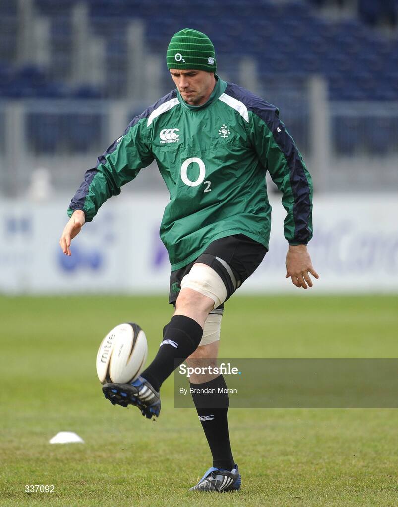 11 February 2009; Ireland's Alan Quinlan in action during squad training ahead of their RBS Six Nations Championship game against Italy on Sunday. RDS, Dublin. Picture credit: Brendan Moran / SPORTSFILE