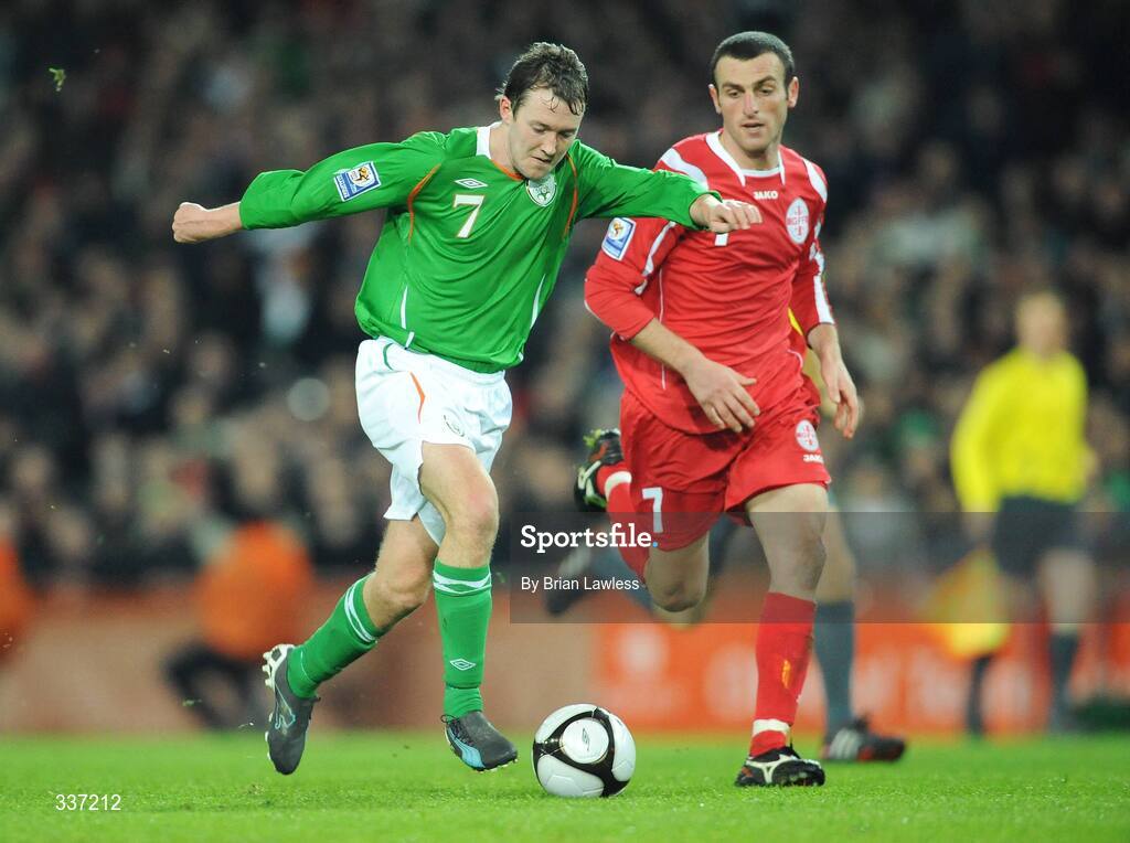 11 February 2009; Aiden McGeady, Republic of Ireland, in action against Luka Razmadze, Georgia. 2010 FIFA World Cup Qualifier, Republic of Ireland v Georgia, Croke Park, Dublin. Picture credit: Brian Lawless / SPORTSFILE