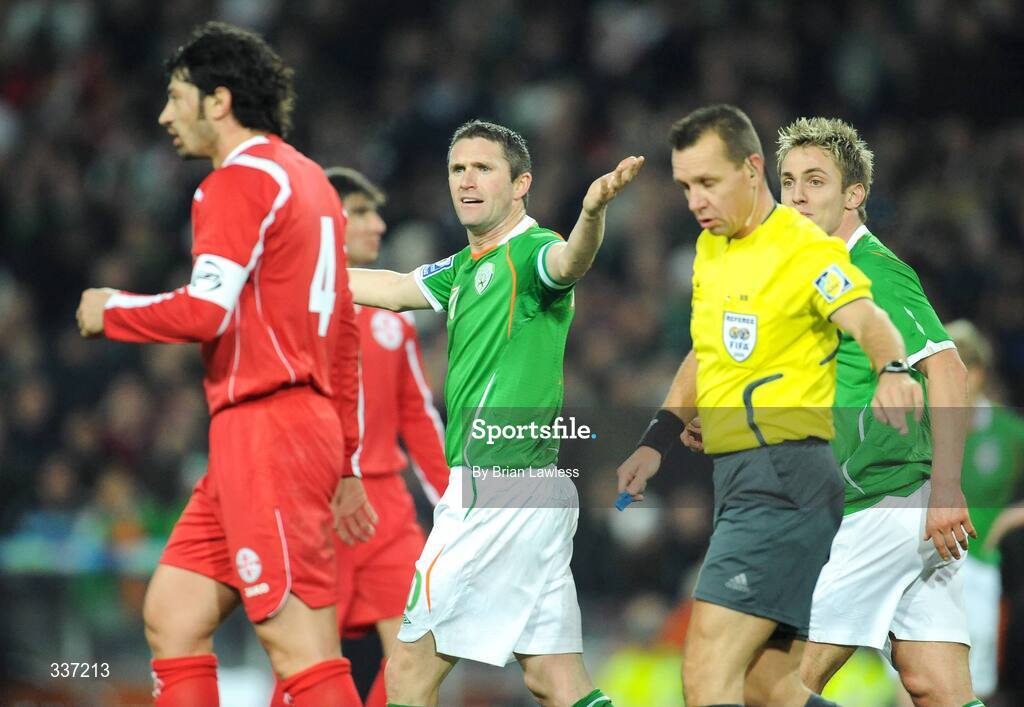 11 February 2009; Republic of Ireland captain Robbie Keane and Kevin Doyle react as referee Jouni Hyytia disallows team-mate Keith Andrews' goal. 2010 FIFA World Cup Qualifier, Republic of Ireland v Georgia, Croke Park, Dublin. Picture credit: Brian Lawless / SPORTSFILE
