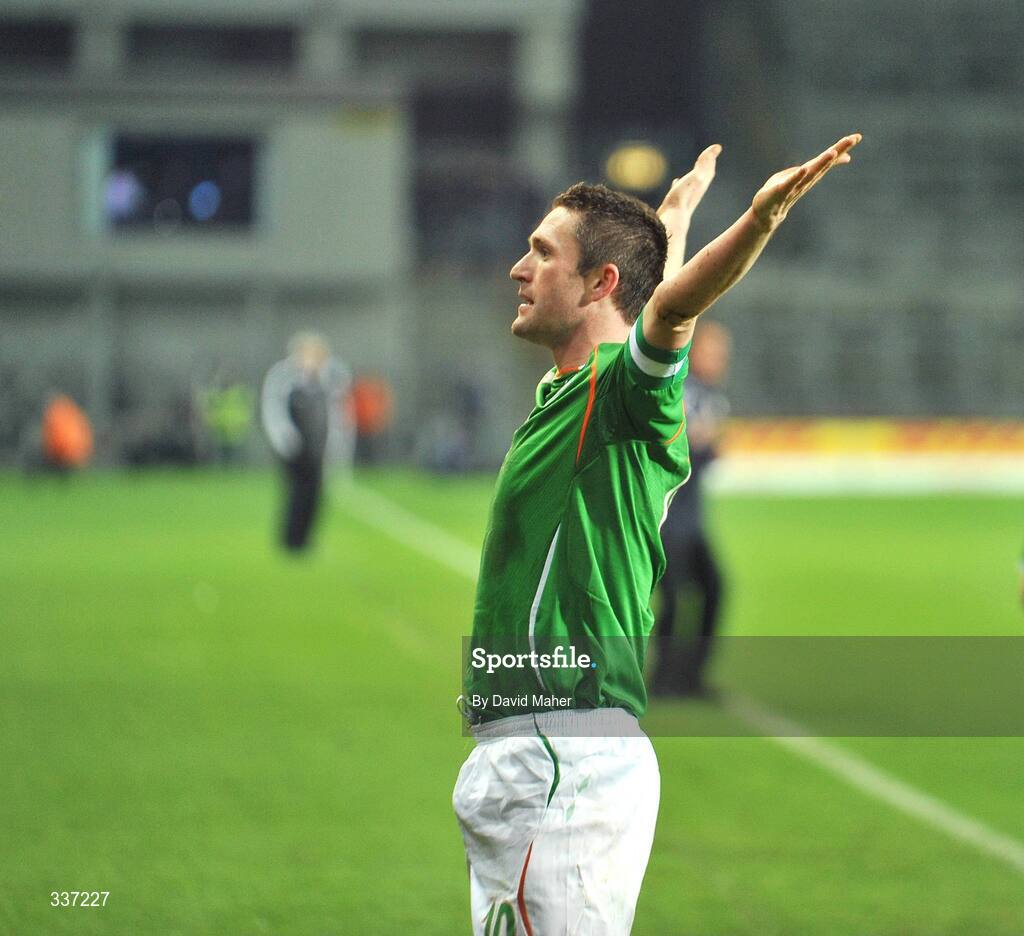 11 February 2009; Republic of Ireland captain Robbie Keane celebrates after scoring his side's second goal. 2010 FIFA World Cup Qualifier, Republic of Ireland v Georgia. Croke Park, Dublin. Picture credit: David Maher / SPORTSFILE