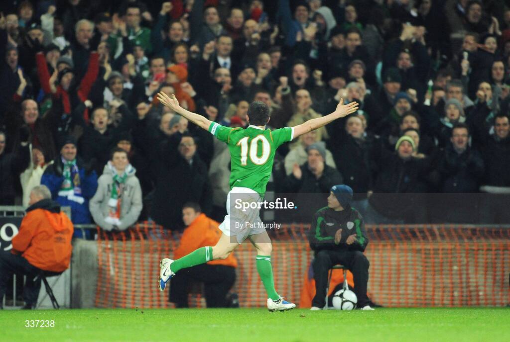 11 February 2009; Robbie Keane, Republic of Ireland, celebrates his side's second goal. 2010 FIFA World Cup Qualifier, Republic of Ireland v Georgia. Croke Park, Dublin. Picture credit: Pat Murphy / SPORTSFILE