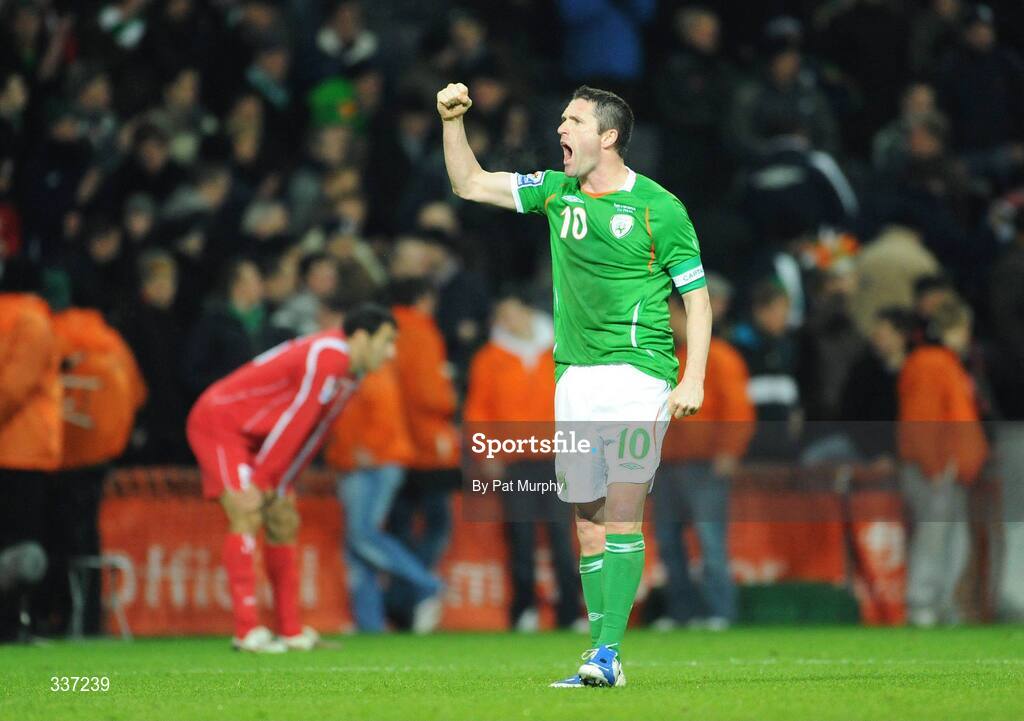 11 February 2009; Republic of Ireland's Robbie Keane celebrates after the game. 2010 FIFA World Cup Qualifier, Republic of Ireland v Georgia. Croke Park, Dublin. Picture credit: Pat Murphy / SPORTSFILE