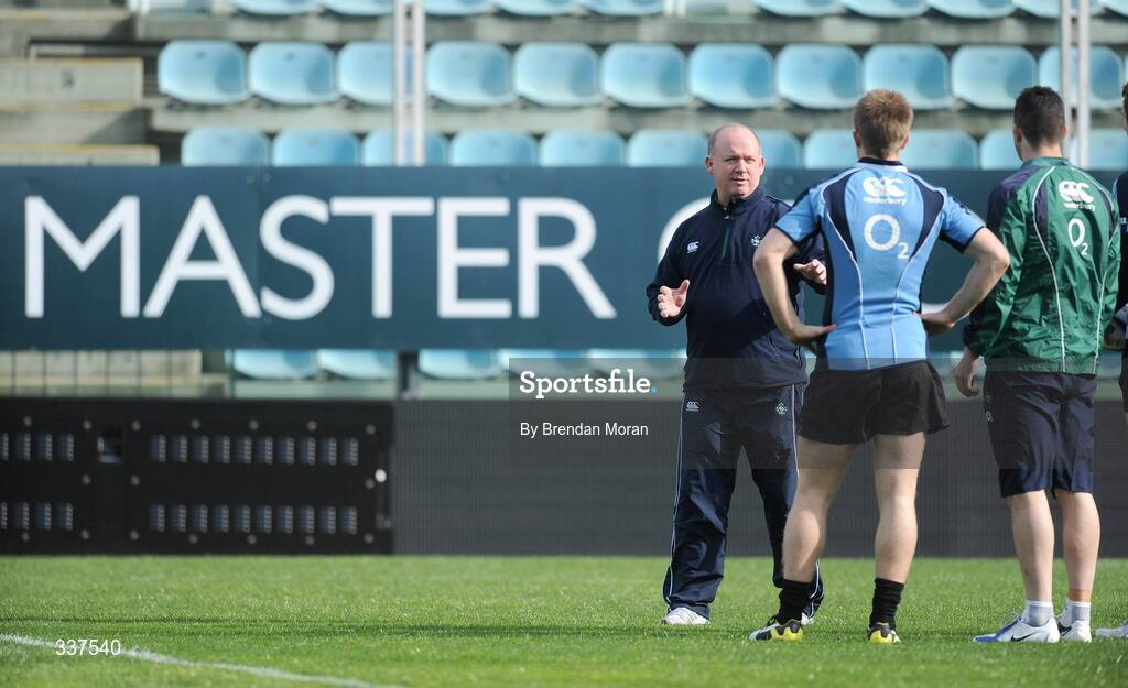 14 February 2009; Head coach Declan Kidney speaks to players Luke Fitzgerald and Rob Kearney during the Ireland Rugby Captain's Run ahead of their RBS Six Nations Championship game against Italy on Sunday. Stadio Flaminio, Rome, Italy. Picture credit: Brendan Moran / SPORTSFILE