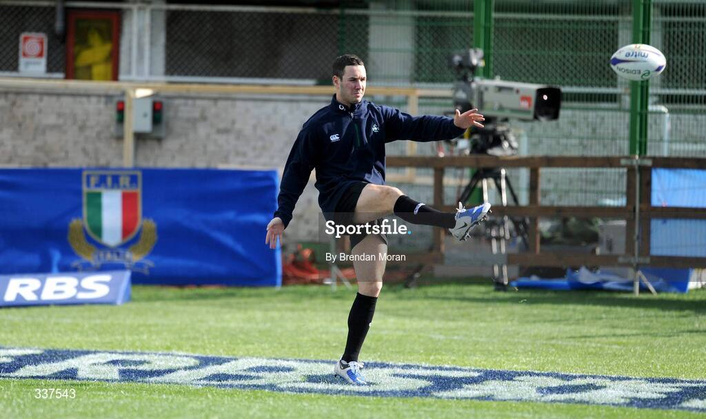14 February 2009; Centre Paddy Wallace in action during the Ireland Rugby Captain's Run ahead of their RBS Six Nations Championship game against Italy on Sunday. Stadio Flaminio, Rome, Italy. Picture credit: Brendan Moran / SPORTSFILE