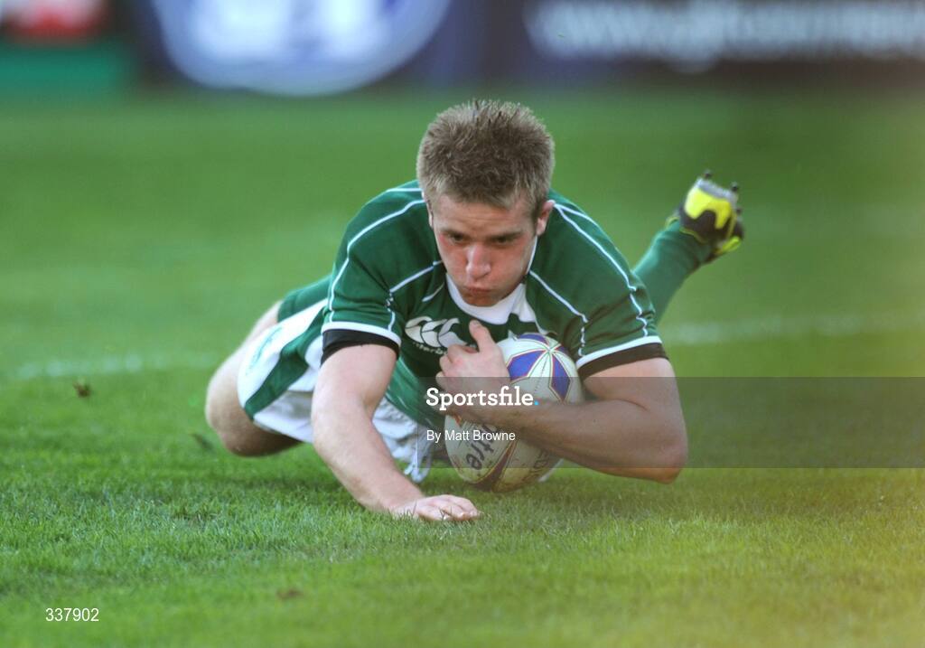 15 February 2009; Ireland's Luke Fitzgerald goes over for the second try of the game. RBS Six Nations Championship, Italy v Ireland, Stadio Flaminio, Rome, Italy. Picture credit: Matt Browne / SPORTSFILE