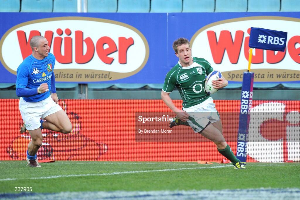 15 February 2009; Luke Fitzgerald, Ireland, crosses the line to score his second and his side's fourth try. RBS Six Nations Championship, Italy v Ireland, Stadio Flaminio, Rome, Italy. Picture credit: Brendan Moran / SPORTSFILE