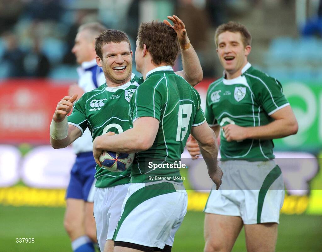 15 February 2009; Ireland captain Brian O'Driscoll is congratulated by team-mates Gordon D'Arcy, left, and Luke Fitzgerald after scoring their side's fifth try. RBS Six Nations Championship, Italy v Ireland, Stadio Flaminio, Rome, Italy. Picture credit: Brendan Moran / SPORTSFILE