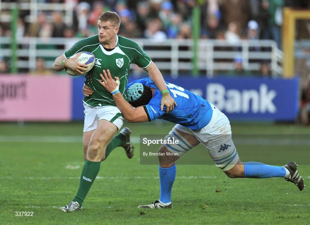 15 February 2009; Jamie Heaslip, Ireland, is tackled by Carlo Del Fava, Italy. RBS Six Nations Championship, Italy v Ireland, Stadio Flaminio, Rome, Italy. Picture credit: Brendan Moran / SPORTSFILE