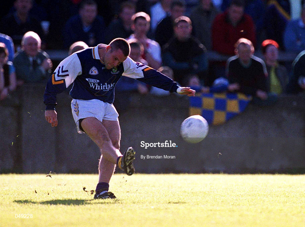 14 October 2000; Mick O'Keeffe of Kilmacud Crokes during the Evening Herald Dublin Senior Football Championship Final match between Na Fianna and Kilmacud Crokes at Parnell Park in Dublin. Photo by Brendan Moran/Sportsfile