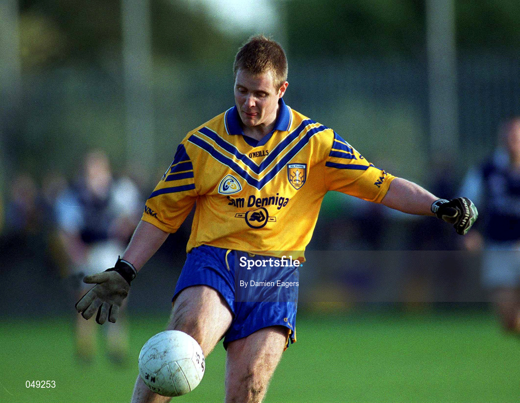 14 October 2000; Mick Galvin of Na Fianna during the Evening Herald Dublin Senior Football Championship Final match between Na Fianna and Kilmacud Crokes at Parnell Park in Dublin. Photo by Damien Eagers/Sportsfile