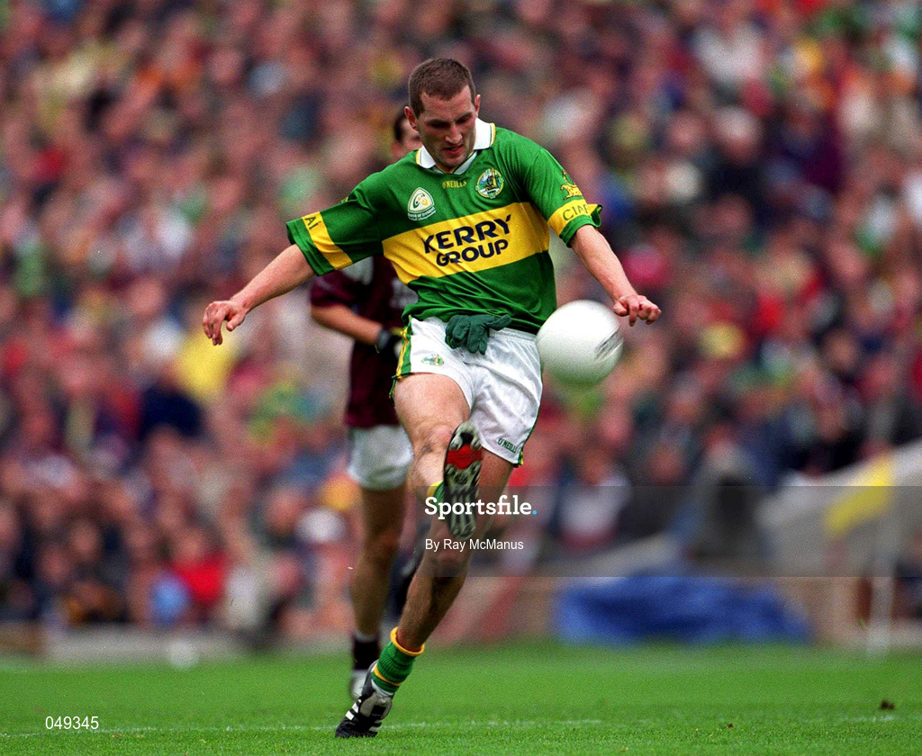 7 October 2000; Donal Daly of Kerry during the Bank of Ireland All-Ireland Senior Football Championship Final Replay match between Kerry and Galway at Croke Park in Dublin. Photo by Ray McManus/Sportsfile