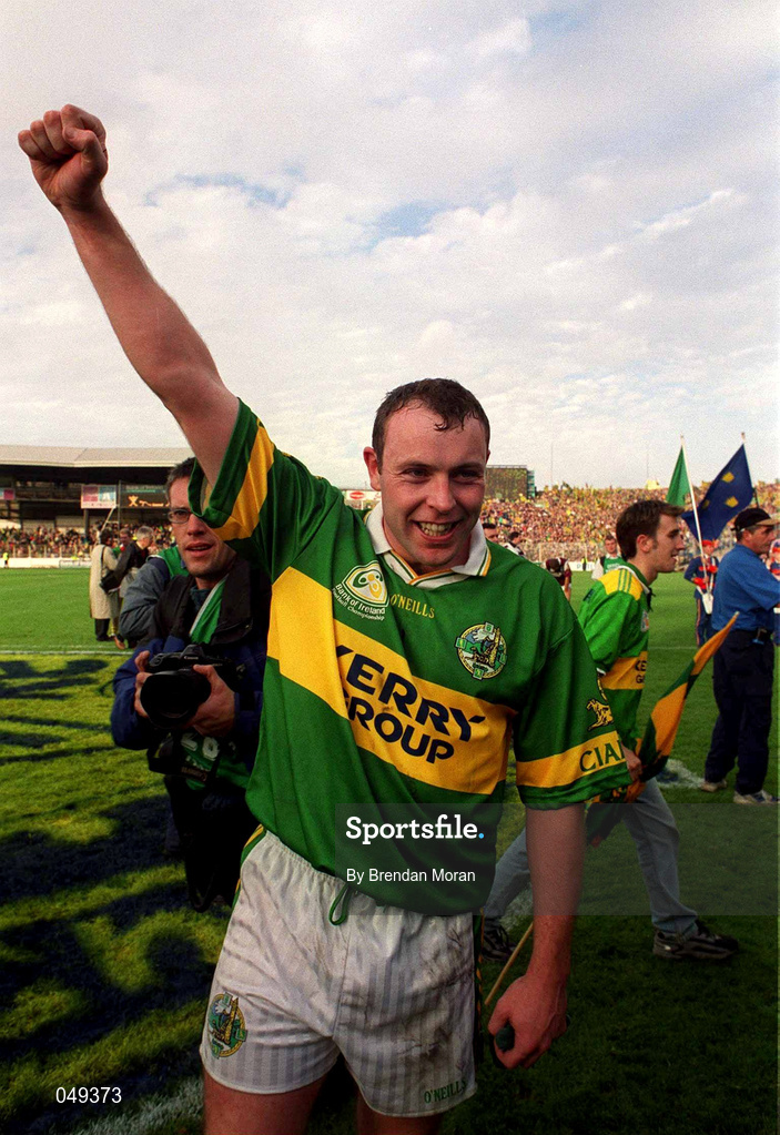 7 October 2000; Seamus Moynihan of Kerry celebrates following his side's victory during the Bank of Ireland All-Ireland Senior Football Championship Final Replay match between Kerry and Galway at Croke Park in Dublin. Photo by Brendan Moran/Sportsfile