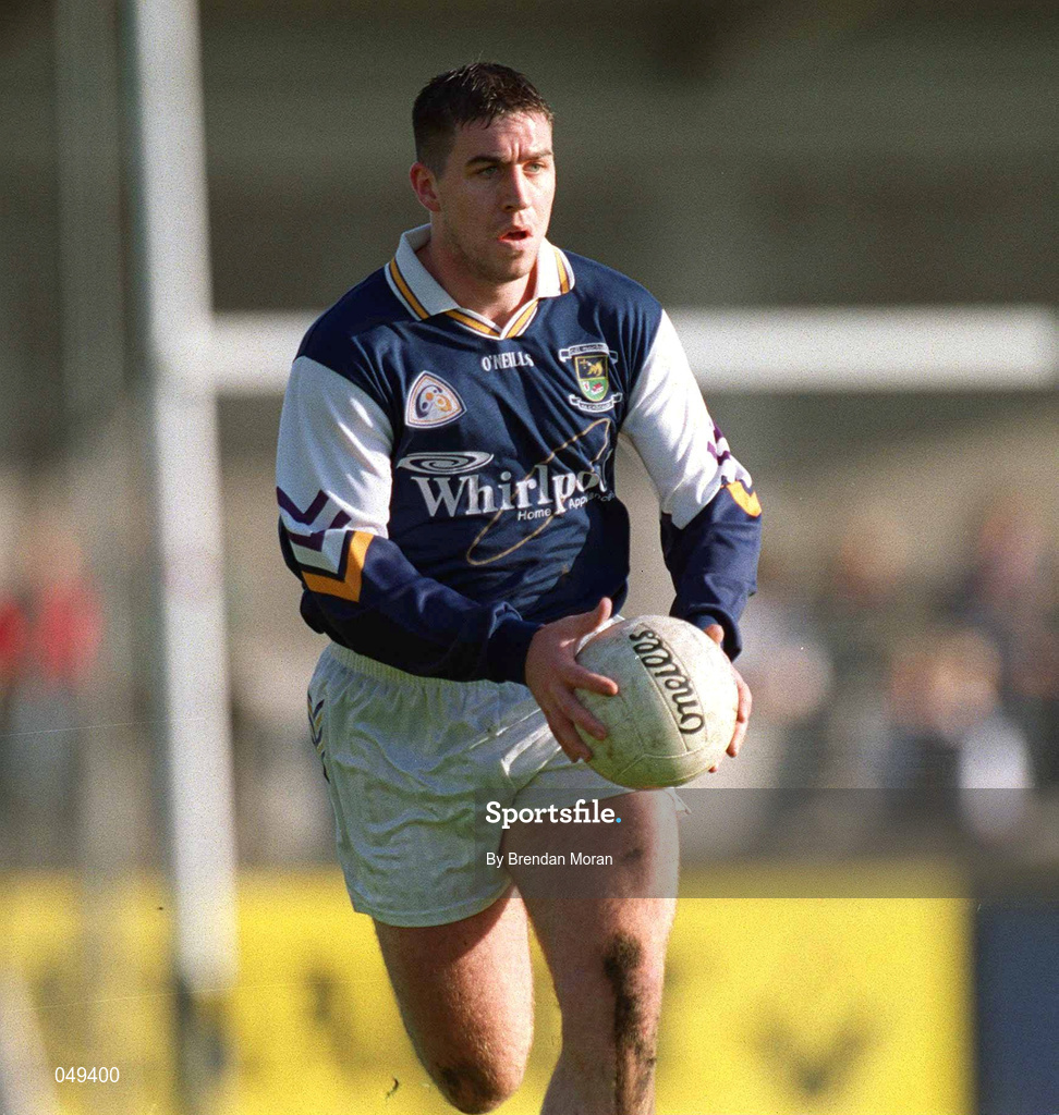 14 October 2000; Jonathan Magee of Kilmacud Crokes during the Evening Herald Dublin Senior Football Championship Final match between Na Fianna and Kilmacud Crokes at Parnell Park in Dublin. Photo by Brendan Moran/Sportsfile