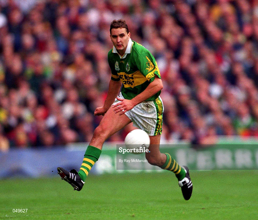 7 October 2000; Maurice Fitzgerald of Kerry during the Bank of Ireland All-Ireland Senior Football Championship Final Replay match between Kerry and Galway at Croke Park in Dublin. Photo by Ray McManus/Sportsfile