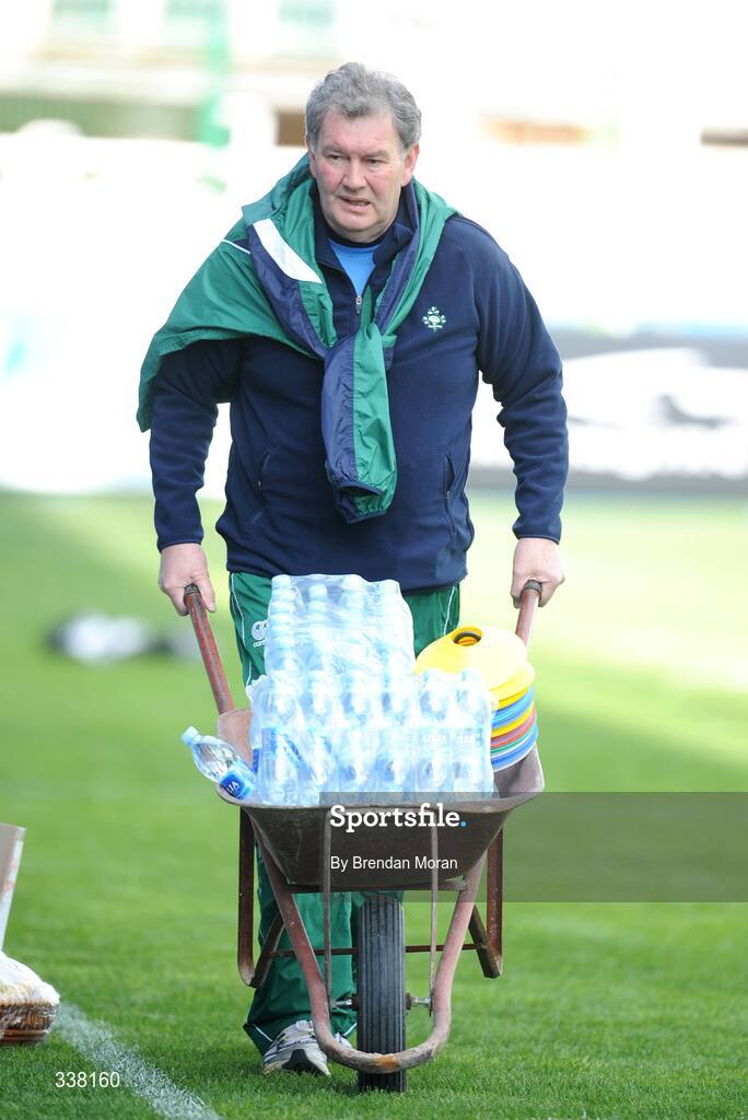 14 February 2009; Ireland baggage master Paddy O'Reilly carries some refreshments for the players into the stadium before the Ireland Rugby Captain's Run ahead of their RBS Six Nations Championship game against Italy on Sunday. Stadio Flaminio, Rome, Italy. Picture credit: Brendan Moran / SPORTSFILE