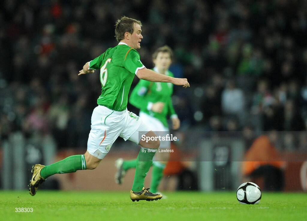 11 February 2009; Republic of Ireland's Glenn Whelan. 2010 FIFA World Cup Qualifier, Republic of Ireland v Georgia, Croke Park, Dublin. Picture credit: Brian Lawless / SPORTSFILE