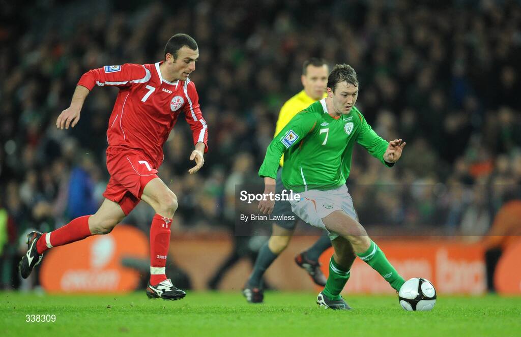 11 February 2009; Aiden McGeady, Republic of Ireland, in action against Luka Razmadze, Georgia. 2010 FIFA World Cup Qualifier, Republic of Ireland v Georgia, Croke Park, Dublin. Picture credit: Brian Lawless / SPORTSFILE