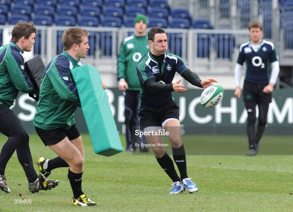 23 February 2009; Out-half Paddy Wallace in action during Ireland rugby squad training ahead of their RBS Six Nations match against England next weekend. Ireland Rugby Squad Training, RDS, Dublin. Picture credit: Brendan Moran / SPORTSFILE