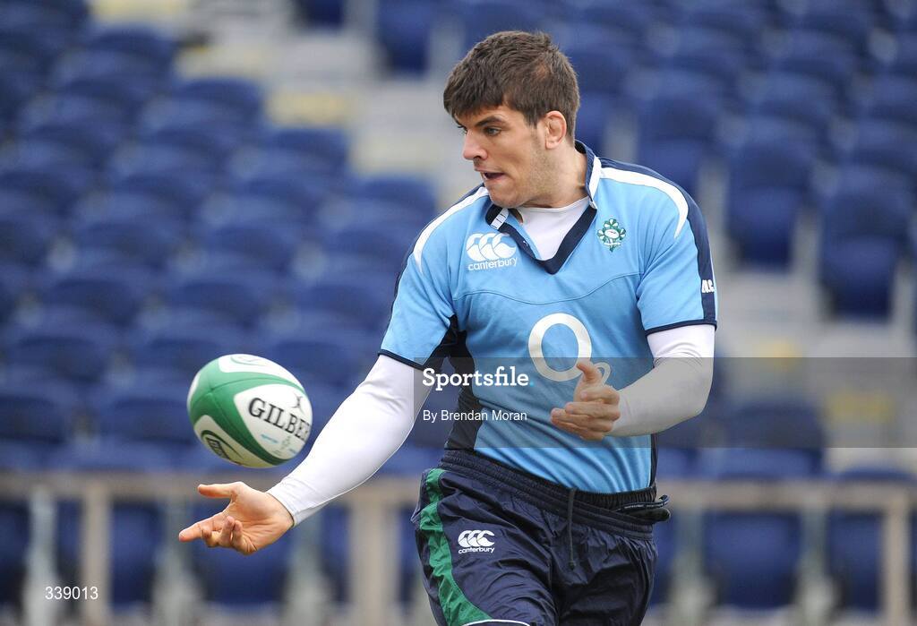 24 February 2009; Lock Donncha O'Callaghan in action during Ireland rugby squad training ahead of their RBS Six Nations game against England on Saturday. RDS, Dublin. Picture credit: Brendan Moran / SPORTSFILE