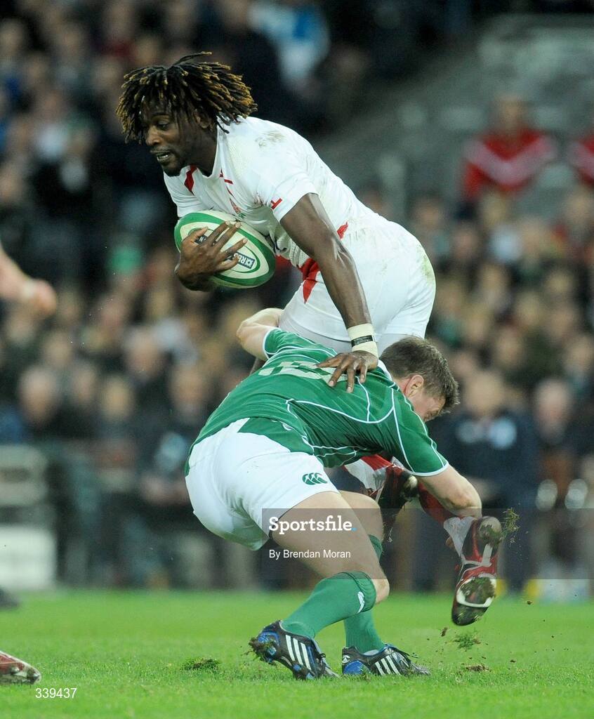 28 February 2009; Paul Sackey, England, is tackled by Ronan O'Gara, Ireland. RBS Six Nations Rugby Championship, Ireland v England, Croke Park, Dublin. Picture credit: Brendan Moran / SPORTSFILE
