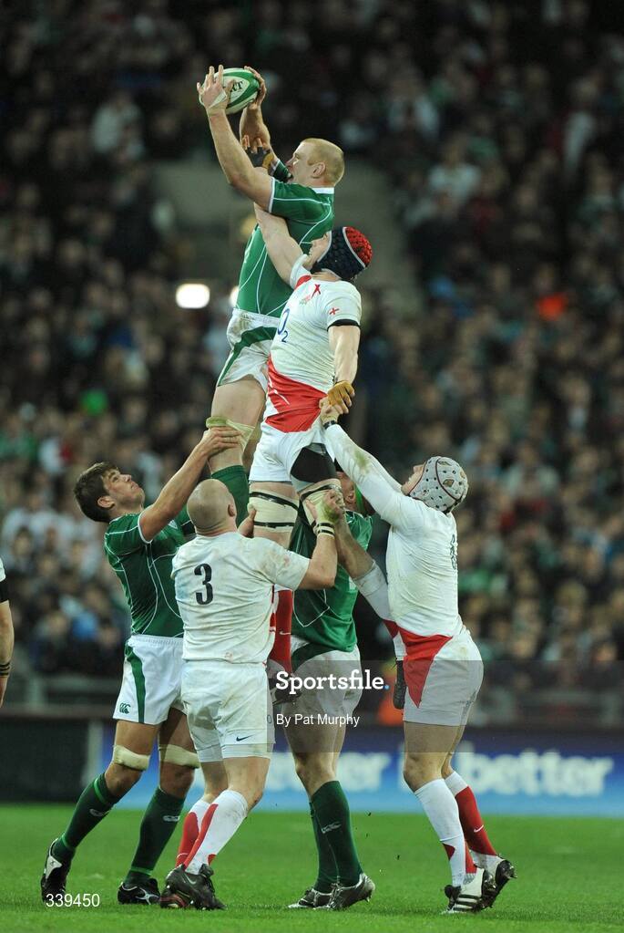 28 February 2009; Paul O'Connell, Ireland, wins possession in the lineout against Nick Kennedy, England. RBS Six Nations Rugby Championship, Ireland v England, Croke Park, Dublin. Picture credit: Pat Murphy / SPORTSFILE *** Local Caption ***