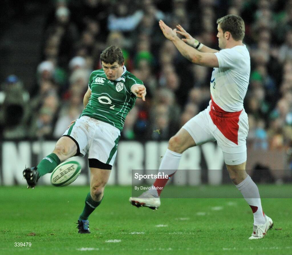 28 February 2009; Brian O'Driscoll, Ireland, in action against Nick Easter, England. RBS Six Nations Rugby Championship, Ireland v England, Croke Park, Dublin. Picture credit: David Maher / SPORTSFILE