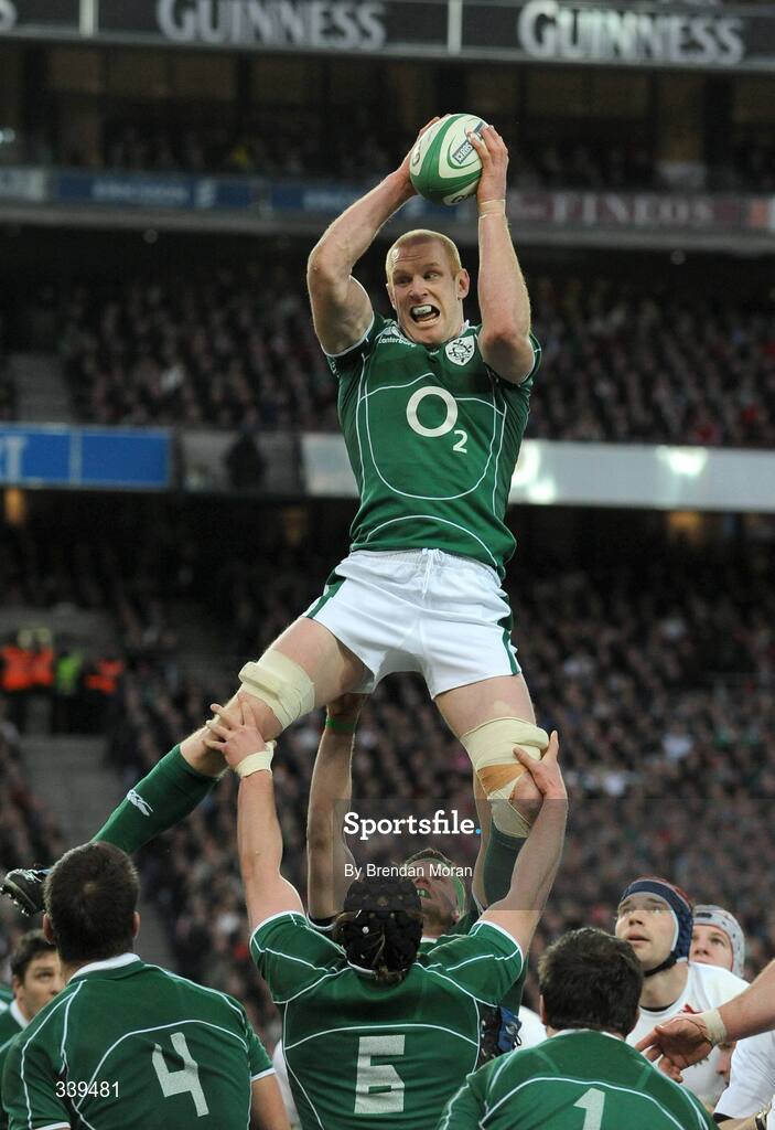 28 February 2009; Paul O'Connell, Ireland, goes highest to win a lineout. RBS Six Nations Rugby Championship, Ireland v England, Croke Park, Dublin. Picture credit: Brendan Moran / SPORTSFILE