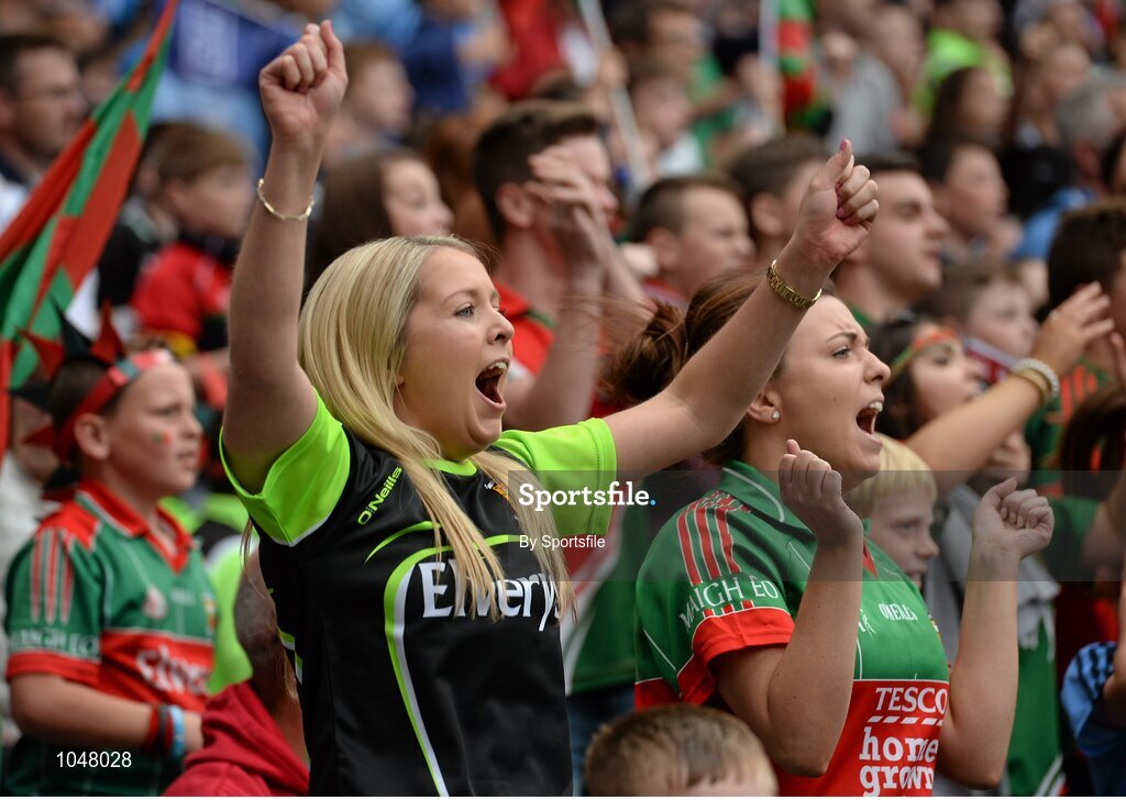30 August 2015; Mayo fans celebrate their side's equalizing point near the end of the game. GAA Football All-Ireland Senior Championship, Semi-Final, Dublin v Mayo, Croke Park, Dublin. Photo by Sportsfile