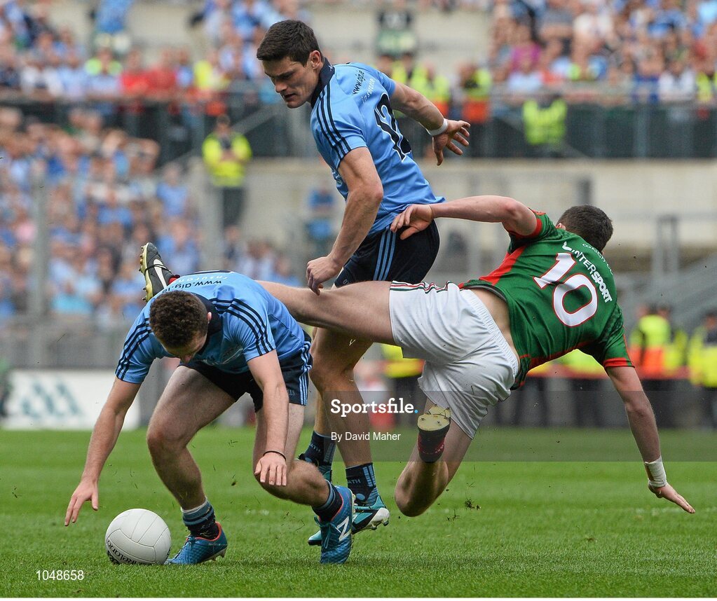 30 August 2015; Jack McCaffrey and Diarmuid Connolly, Dublin, in action against Diarmuid O'Connor, Mayo. GAA Football All-Ireland Senior Championship, Semi-Final, Dublin v Mayo, Croke Park, Dublin. Picture credit: David Maher / SPORTSFILE