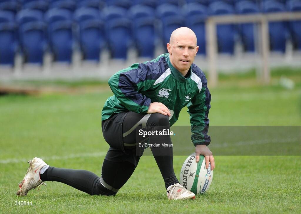 10 March 2009; Scrum-half Peter Stringer does some stretching during Ireland rugby squad training. RDS, Dublin. Picture credit: Brendan Moran / SPORTSFILE