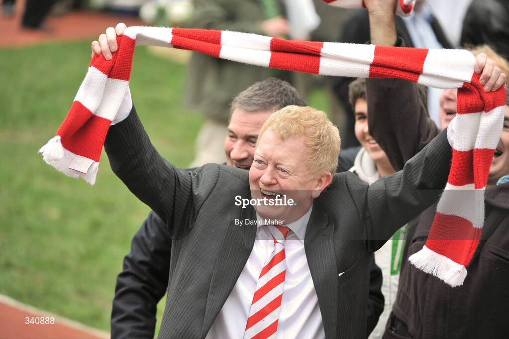 10 March 2009; Charlie Chawke, member of the winning syndicate, celebrates after Forpadydeplasterer won the the Irish Independent Arkle Challenge Trophy Chase. Cheltenham Racing Festival, Prestbury Park, Cheltenham, Gloucestershire, England. Picture credit: David Maher / SPORTSFILE