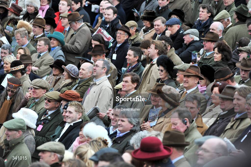 10 March 2009; A general view of racegoers at Prestbury park. Cheltenham Racing Festival, Prestbury Park, Cheltenham, Gloucestershire, England. Picture credit: David Maher / SPORTSFILE