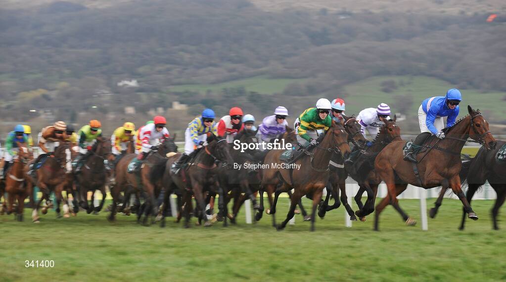 13 March 2009; A general view of the runners and riders during the Vincent O'Brien County Handicap Hurdle Race. Cheltenham Racing Festival - Friday. Prestbury Park, Cheltenham, Gloucestershire, England. Picture credit: Stephen McCarthy / SPORTSFILE