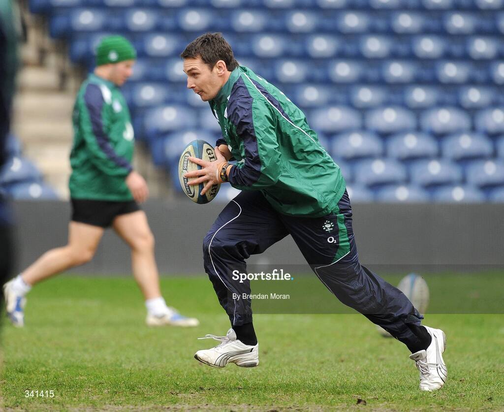 13 March 2009; David Wallace in action during the Ireland Rugby Squad Captain's Run ahead of their RBS Six Nations Championship game against Scotland on Saturday. Murrayfield Stadium, Edinburgh, Scotland. Picture credit: Brendan Moran / SPORTSFILE
