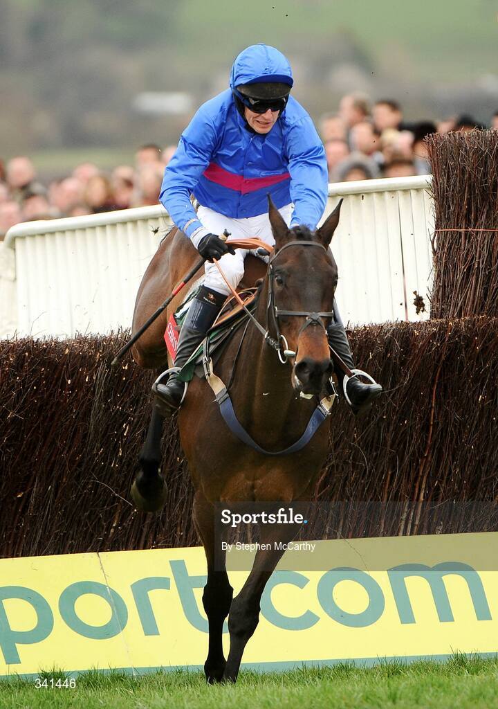 13 March 2009; Cappa Bleu, with Richard Burton up, on their way to winning the Christie's Foxhunter Steeple Chase Challenge Cup. Cheltenham Racing Festival - Friday. Prestbury Park, Cheltenham, Gloucestershire, England. Picture credit: Stephen McCarthy / SPORTSFILE