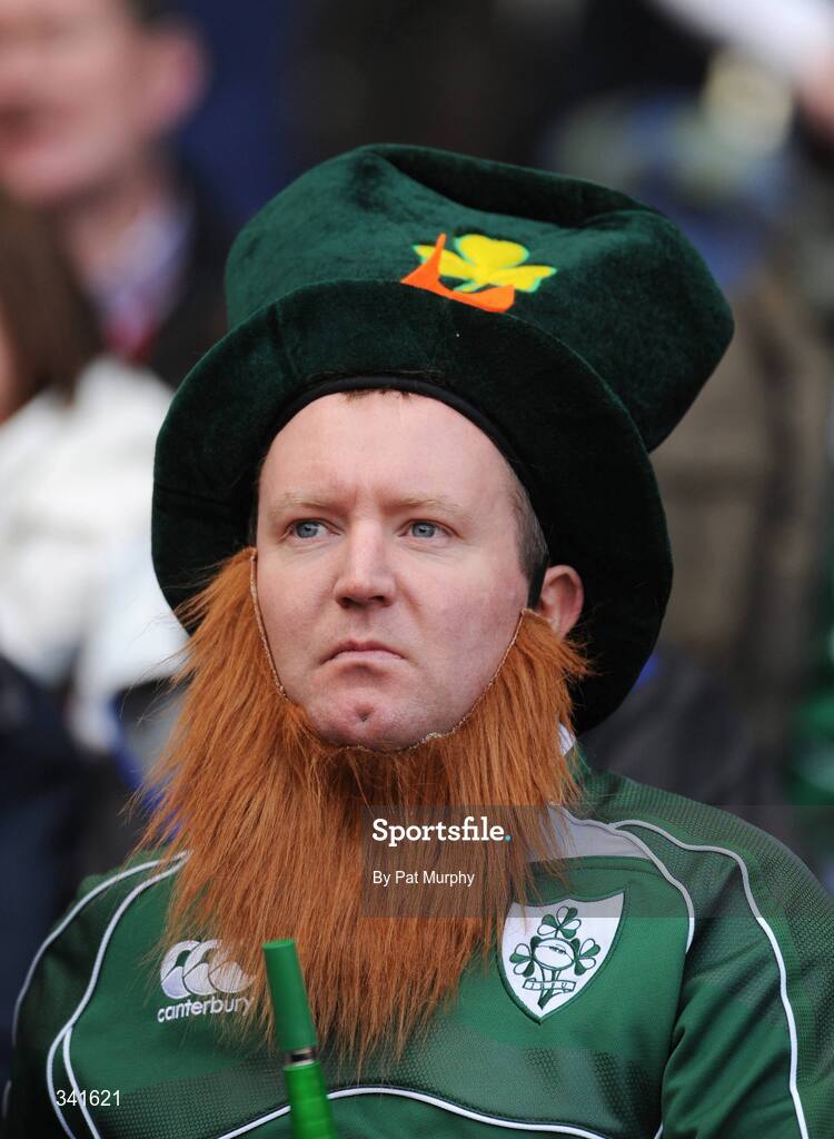 14 March 2009; An Ireland supporter awaits the start of the game. RBS Six Nations Championship, Scotland v Ireland, Murrayfield Stadium, Edinburgh, Scotland. Picture credit: Pat Murphy / SPORTSFILE