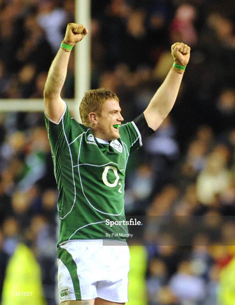 14 March 2009; Ireland try scorer Jamie Heaslip celebrates at the final whistle after victory over Scotland. RBS Six Nations Championship, Scotland v Ireland, Murrayfield Stadium, Edinburgh, Scotland. Picture credit: Pat Murphy / SPORTSFILE