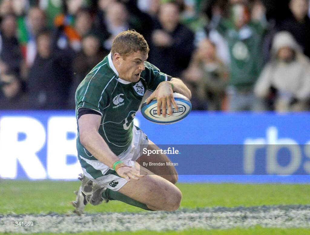 14 March 2009; Jamie Heaslip, Ireland, touches down to score his side's try against Scotland. RBS Six Nations Championship, Scotland v Ireland, Murrayfield Stadium, Edinburgh, Scotland. Picture credit: Brendan Moran / SPORTSFILE