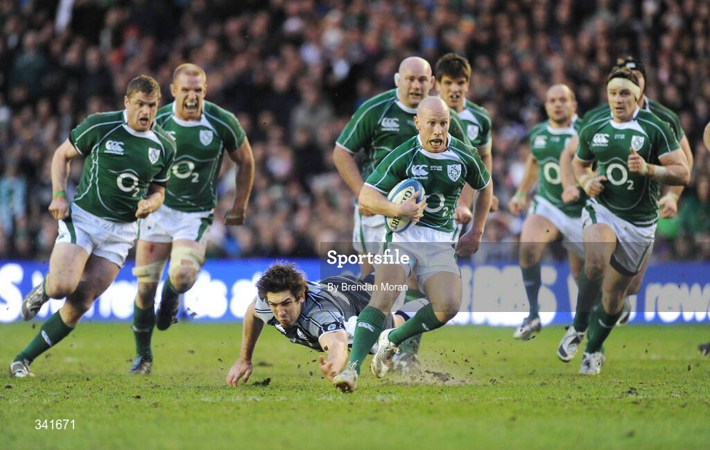 14 March 2009; Peter Stringer, Ireland, escapes the tackle of Nathan Hines, Scotland, in the lead up to Ireland's try scored by Jamie Heaslip,  extreme left. RBS Six Nations Championship, Scotland v Ireland, Murrayfield Stadium, Edinburgh, Scotland. Picture credit: Brendan Moran / SPORTSFILE