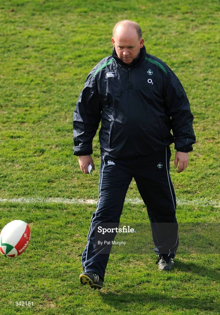 17 March 2009; Ireland head coach Declan Kidney during rugby squad training ahead of their RBS Six Nations Championship game against Wales on Saturday. RDS, Dublin. Picture credit: Pat Murphy / SPORTSFILE