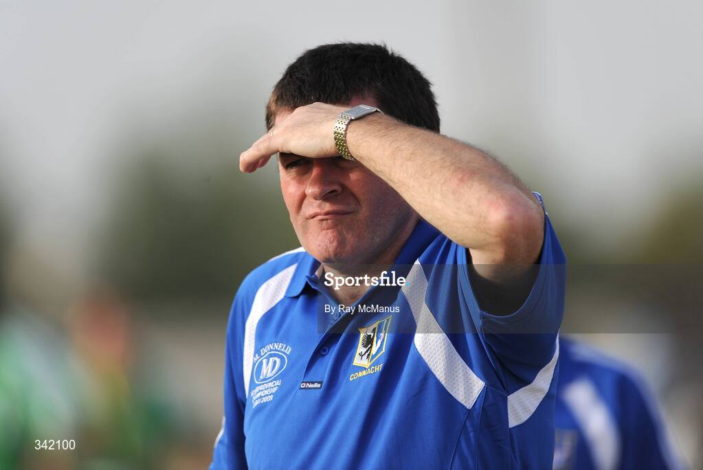 14 March 2009; Connacht manager John McIntyre watches the last few minutes of the game. M Donnelly Interprovincial Hurling Final presented by Etihad Airways, Leinster v Connacht, Ghantoot Racing and Polo Club, Abu Dhabi, United Arab Emirates. Picture credit: Ray McManus / SPORTSFILE