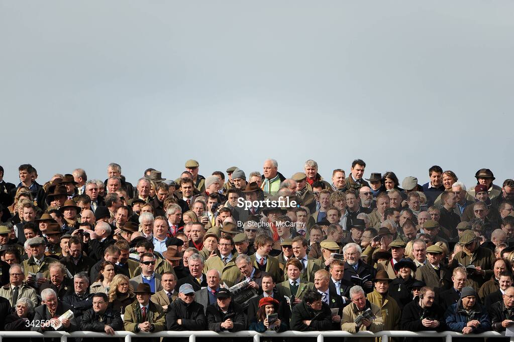 10 March 2009; Spectators watch on during the williamhill.com Supreme Novices' Hurdle. Cheltenham Racing Festival - Tuesday, Prestbury Park, Cheltenham, Gloucestershire, England. Picture credit: Stephen McCarthy / SPORTSFILE