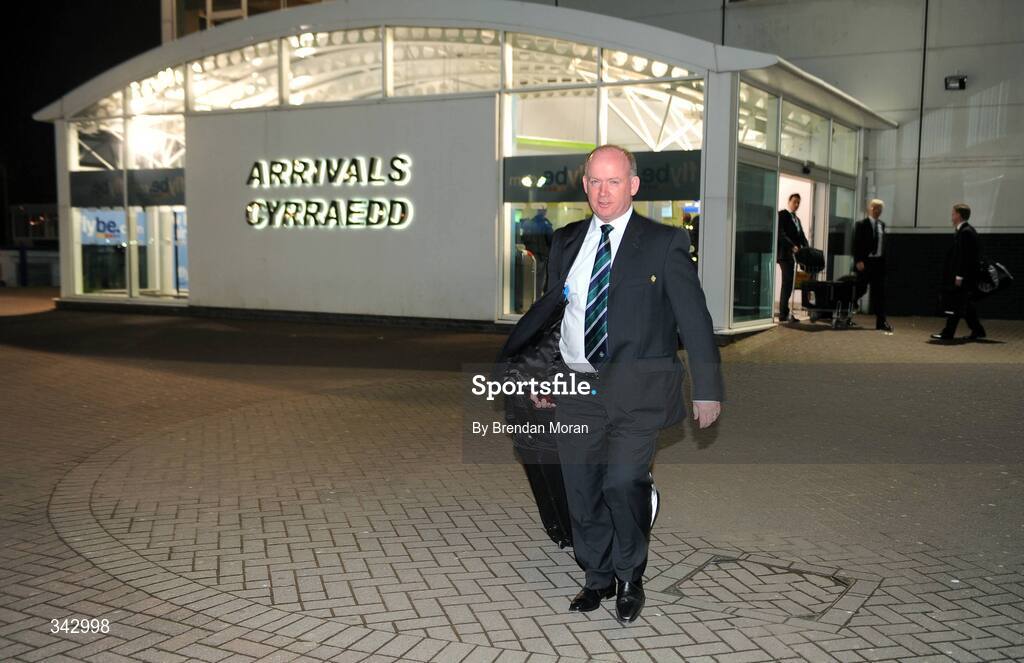 19 March 2009; Ireland head coach Declan Kidney on the team's arrival at Cardiff Airport ahead of their RBS Six Nations Championship match against Wales on Saturday. Cardiff Airport, Wales. Picture credit: Brendan Moran / SPORTSFILE